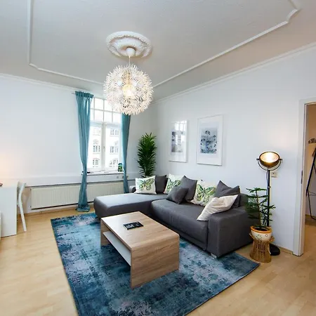 Ferienwohnungen im Jugendstil direkt an der Parkanlage VENEDIG im Herzen Erfurts Zimmer foto