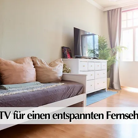 Ferienwohnungen im Jugendstil direkt an der Parkanlage VENEDIG im Herzen Erfurts Zimmer foto