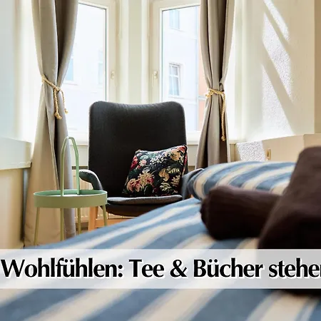 Ferienwohnungen im Jugendstil direkt an der Parkanlage VENEDIG im Herzen Erfurts Zimmer foto