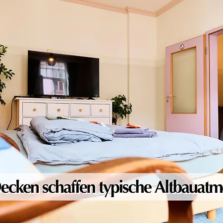 Ferienwohnungen im Jugendstil direkt an der Parkanlage VENEDIG im Herzen Erfurts Zimmer foto
