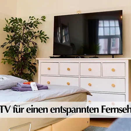 Ferienwohnungen im Jugendstil direkt an der Parkanlage VENEDIG im Herzen Erfurts Zimmer foto
