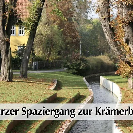Ferienwohnungen im Jugendstil direkt an der Parkanlage VENEDIG im Herzen Erfurts Exterior foto