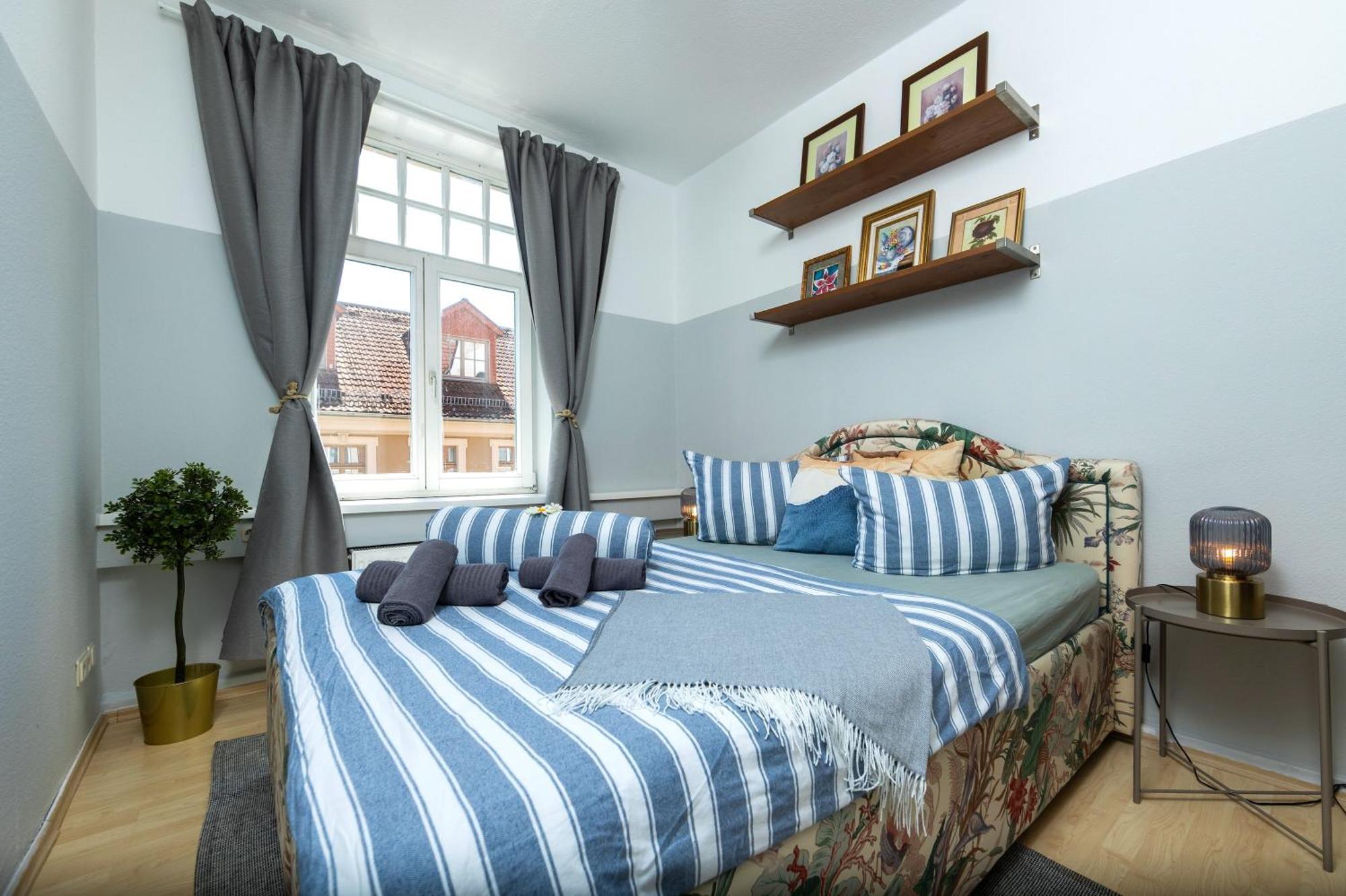 12 Fewos Im Jugendstilhaus Mit Aufzug, Terrasse, Kingsize-bett, Smart-tv, Etc *