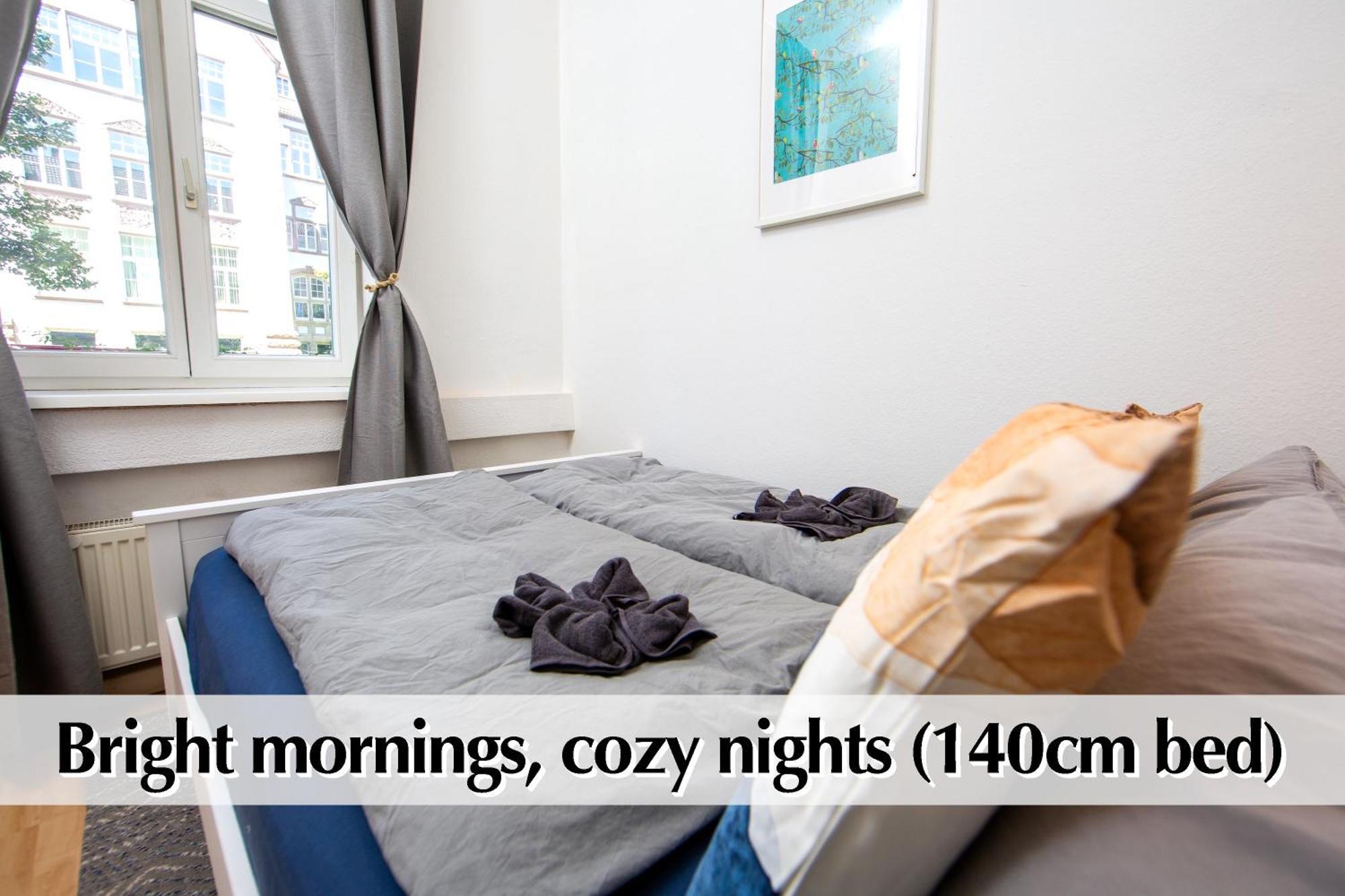 Apartment 12 Fewos Im Jugendstilhaus Mit Aufzug, Terrasse, Kingsize-bett, Smart-tv, Etc Erfurt