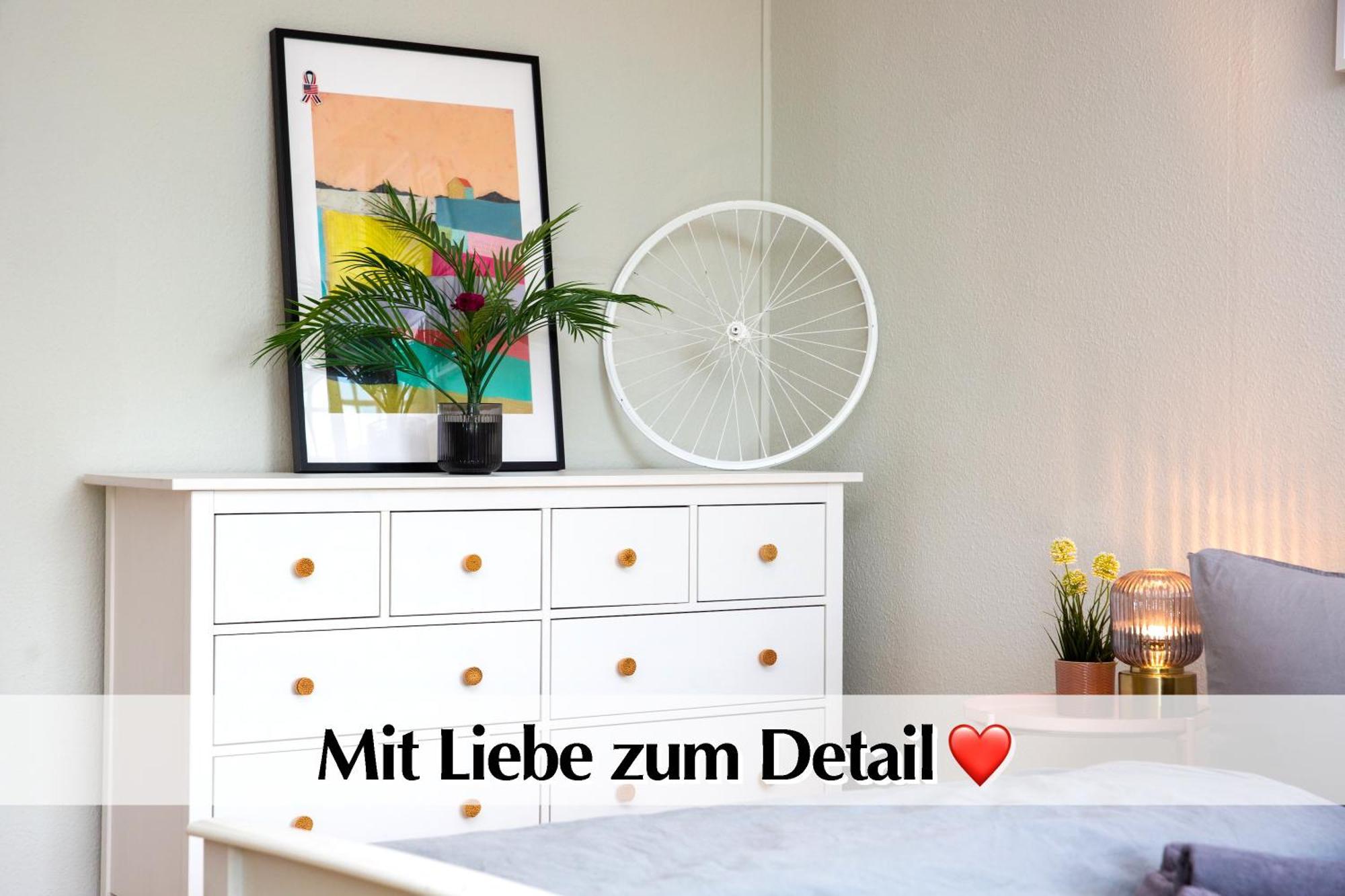 Апартаменты 12 Fewos Im Jugendstilhaus Mit Aufzug, Terrasse, Kingsize-bett, Smart-tv, Etc *